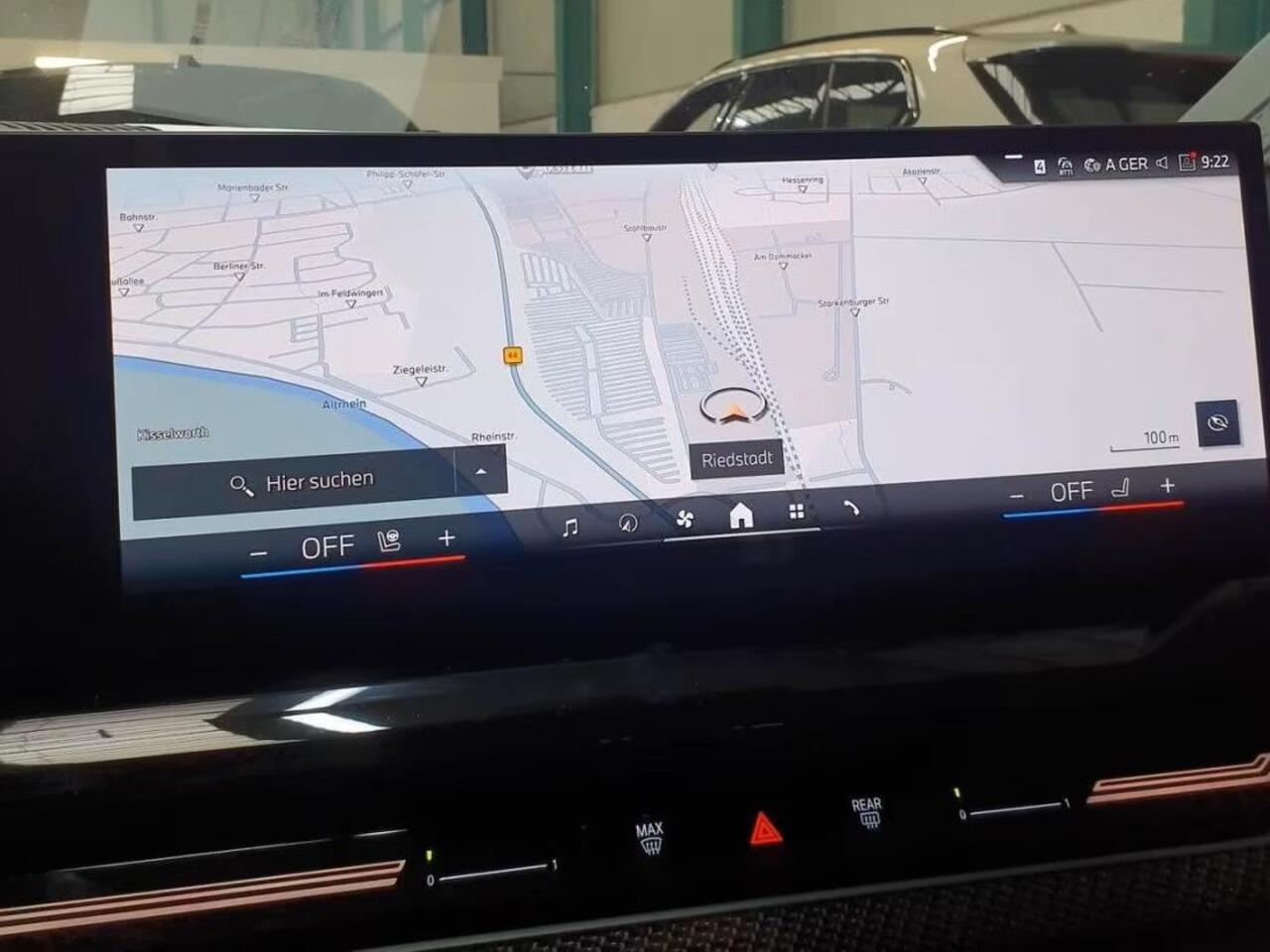 BMW 5-SERIE Touring 520iA M-SPORT ** ADAPT. LED, LEDER, PANORAMA, TREKH, H&K SOUND, DR. ASS+ ** 1e EIG - UNFALLFREI ** ** INFORMEER OOK NAAR ONZE AANTREKKELIJKE FINANCIAL-LEASE TARIEVEN **