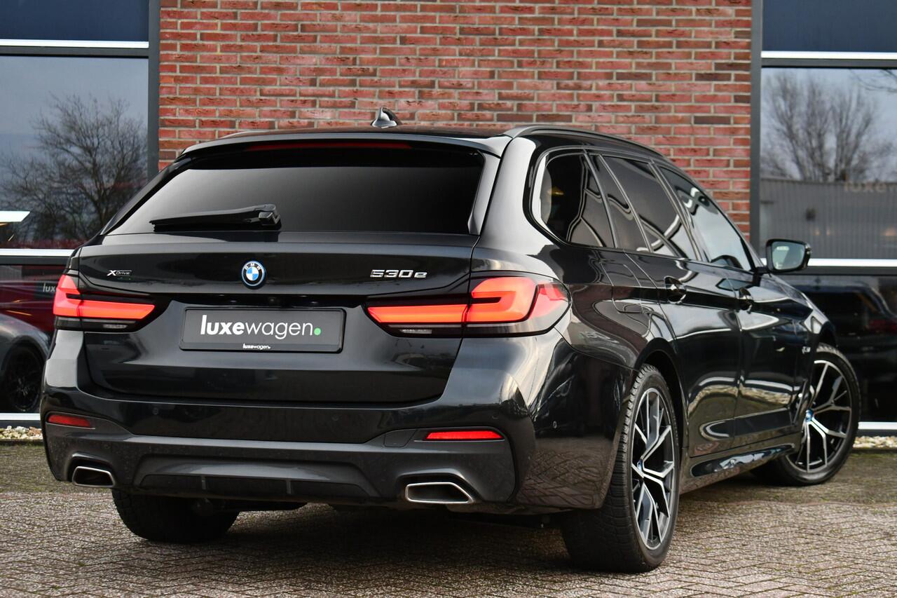 BMW 5-SERIE Touring 530e xDrive M-Sport Pano ACC H/K HUD 19inch