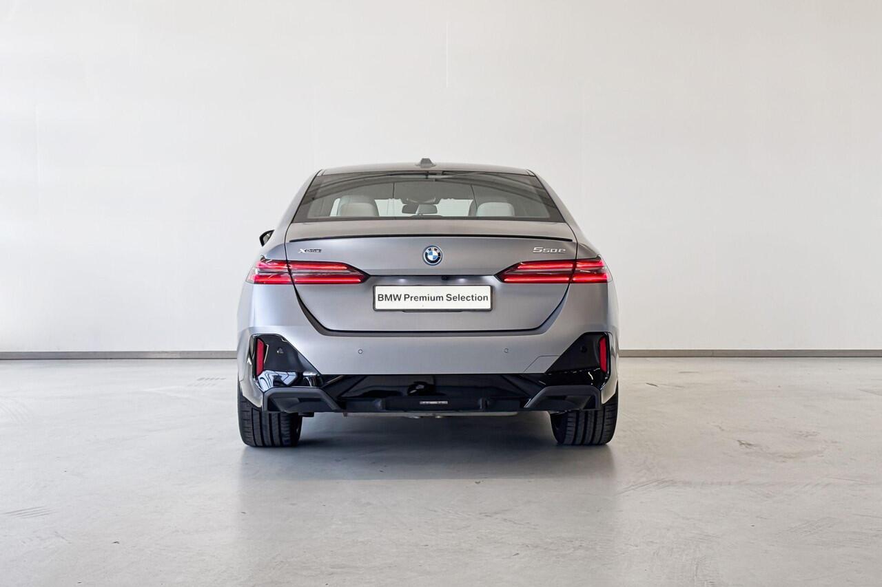 BMW 5-SERIE Sedan 550e xDrive Innovation Pack M Sportpakket Pro Aut. | Selections