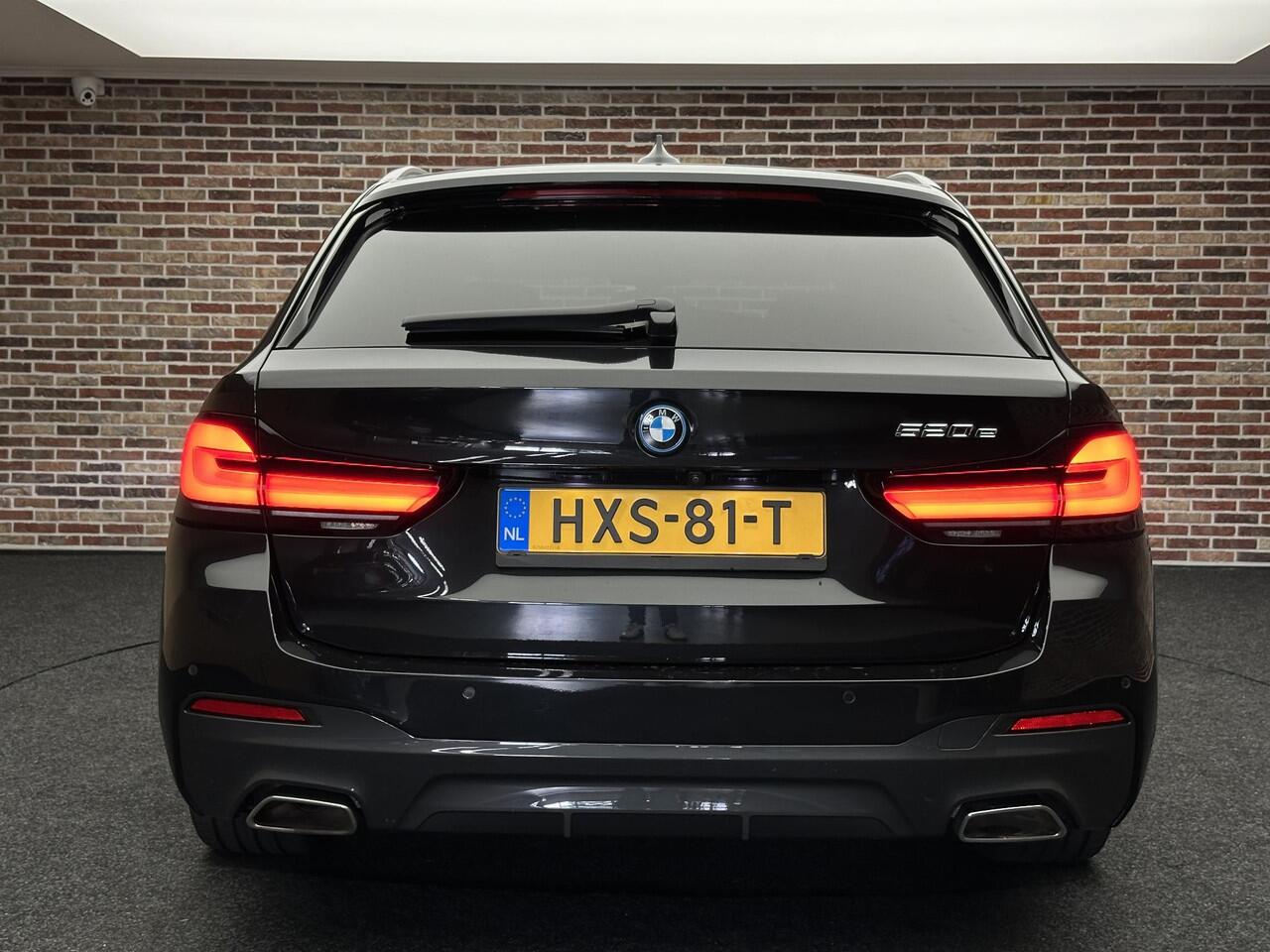 BMW 5-SERIE Touring 520e High Executive M-sport| Dak| Head-up| LaserLight