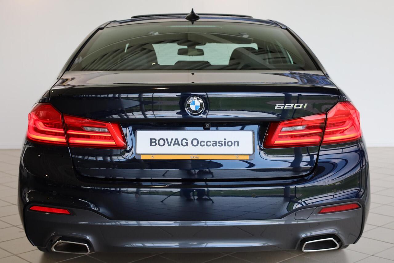 BMW 5-SERIE Sedan 520i | M Sportpakket | Park Assistant Pack | Parking Pack | Audio Media Pack