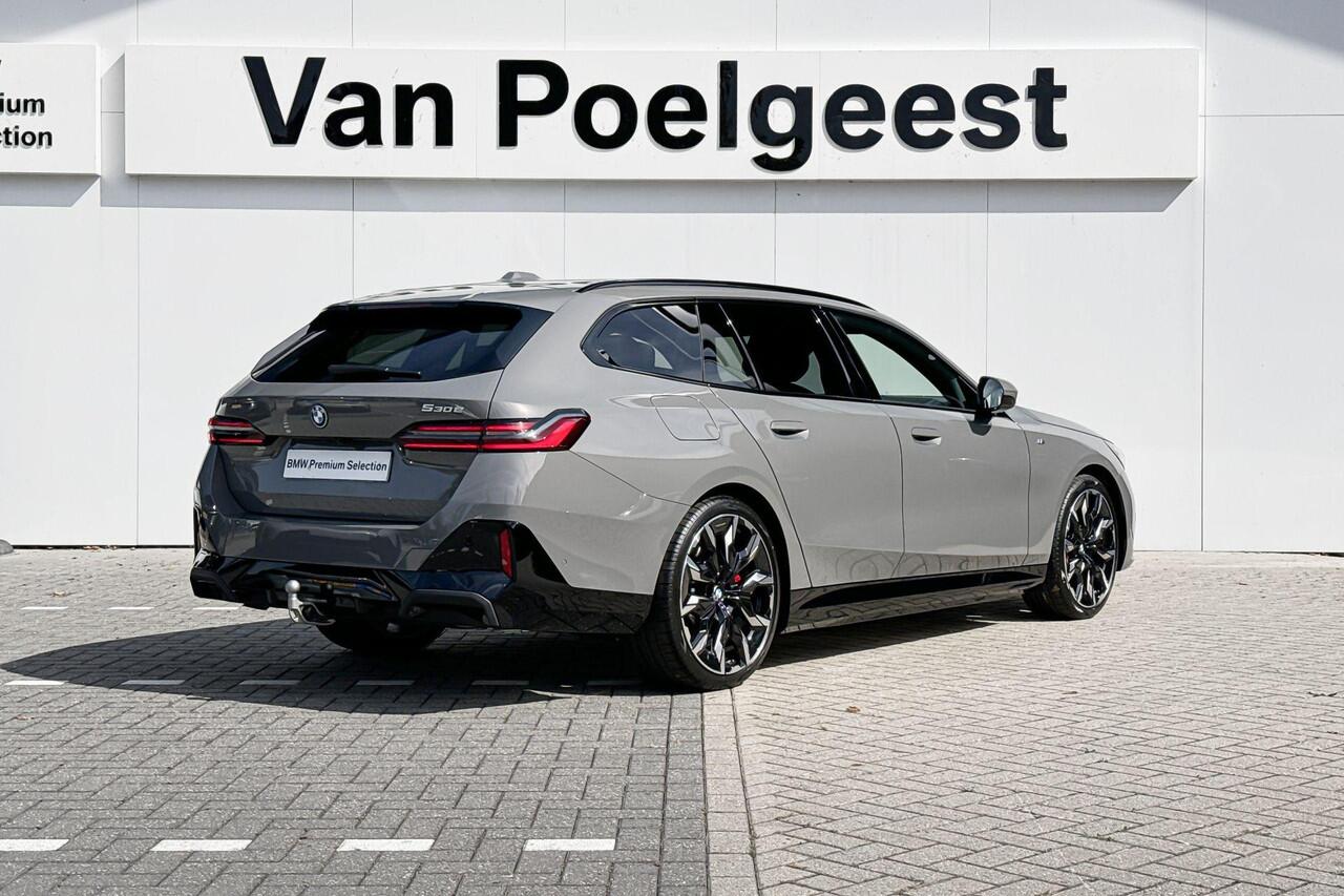 BMW 5-SERIE Touring 530e M Sport Edition | M Sport Pro | Innovation Pack | Travel Pack | Comfort Pack | Trekhaak