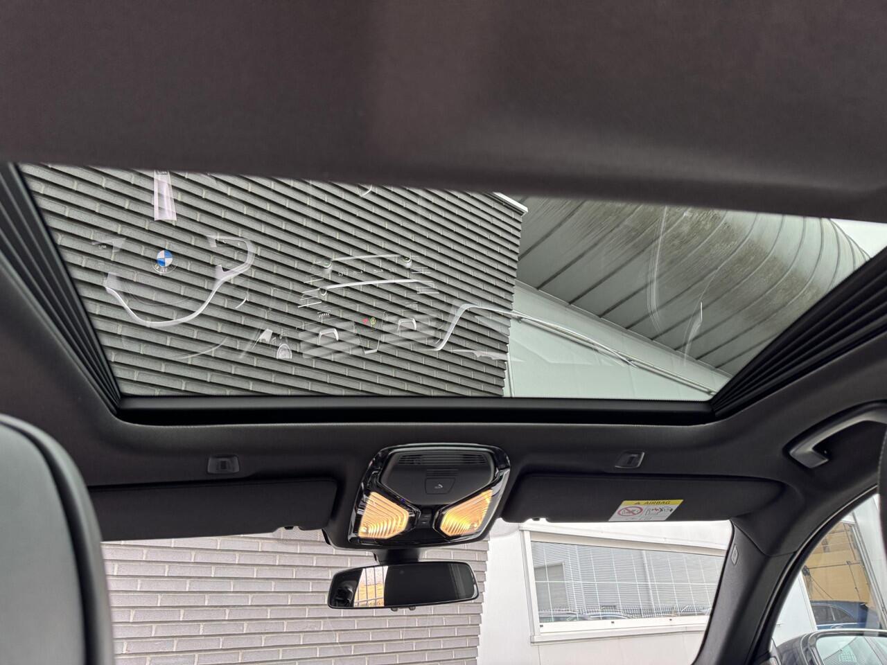 BMW 5-SERIE Sedan 530i High Executive M Sport Pakket Automaat / Navigatie Professional / Schuif-/kanteldak / Harman Kardon / Comfortstoelen / Soft Close / Head-Up Display / 20 Inch / Leder / Active Steering