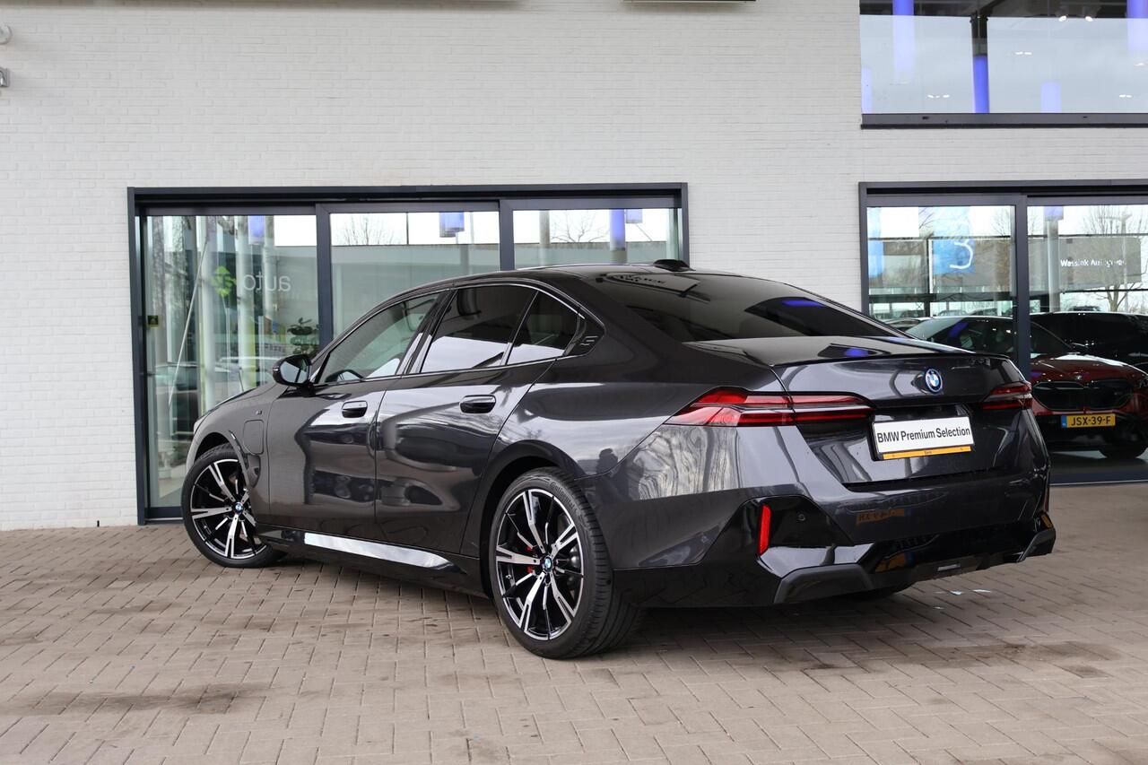 BMW 5-SERIE 530e Sedan | M Sport Edition | M Sportpakket Pro | Equipment Pack Pro | Travel Pack | Comfort Pack