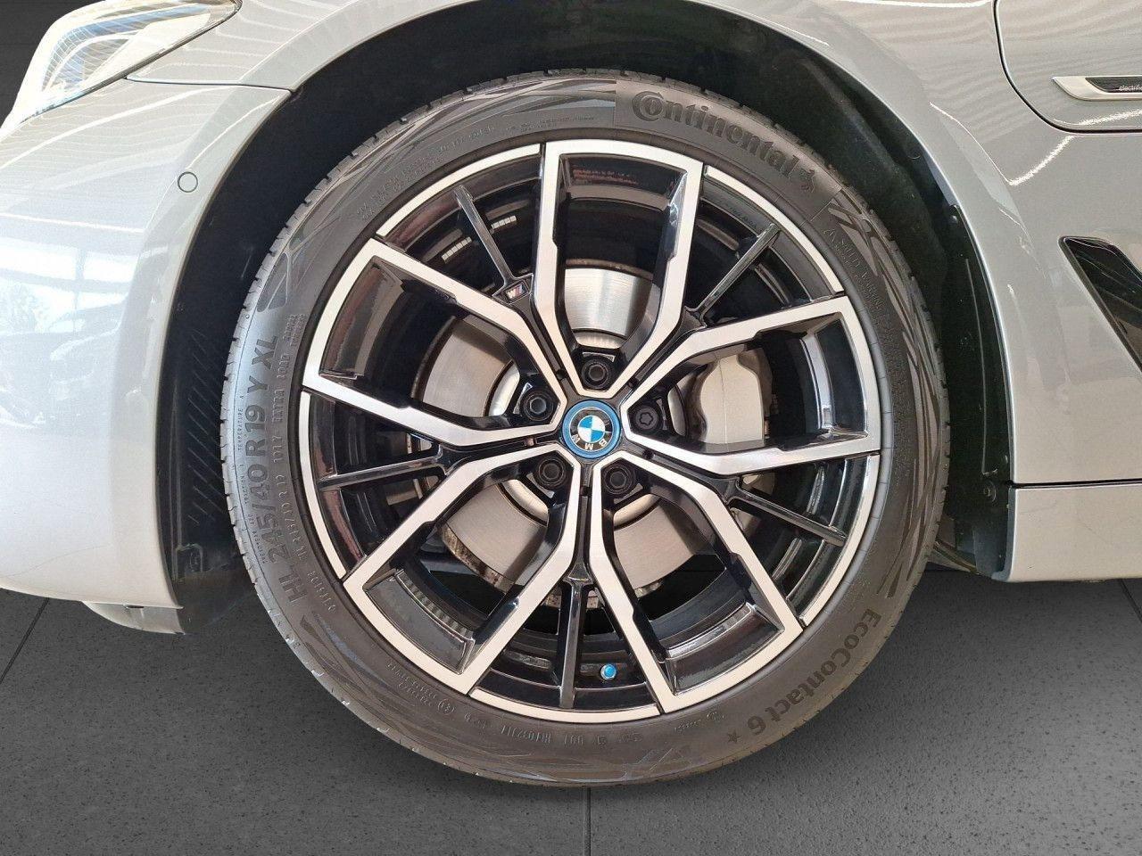 BMW 5-SERIE Touring 530e xDrive