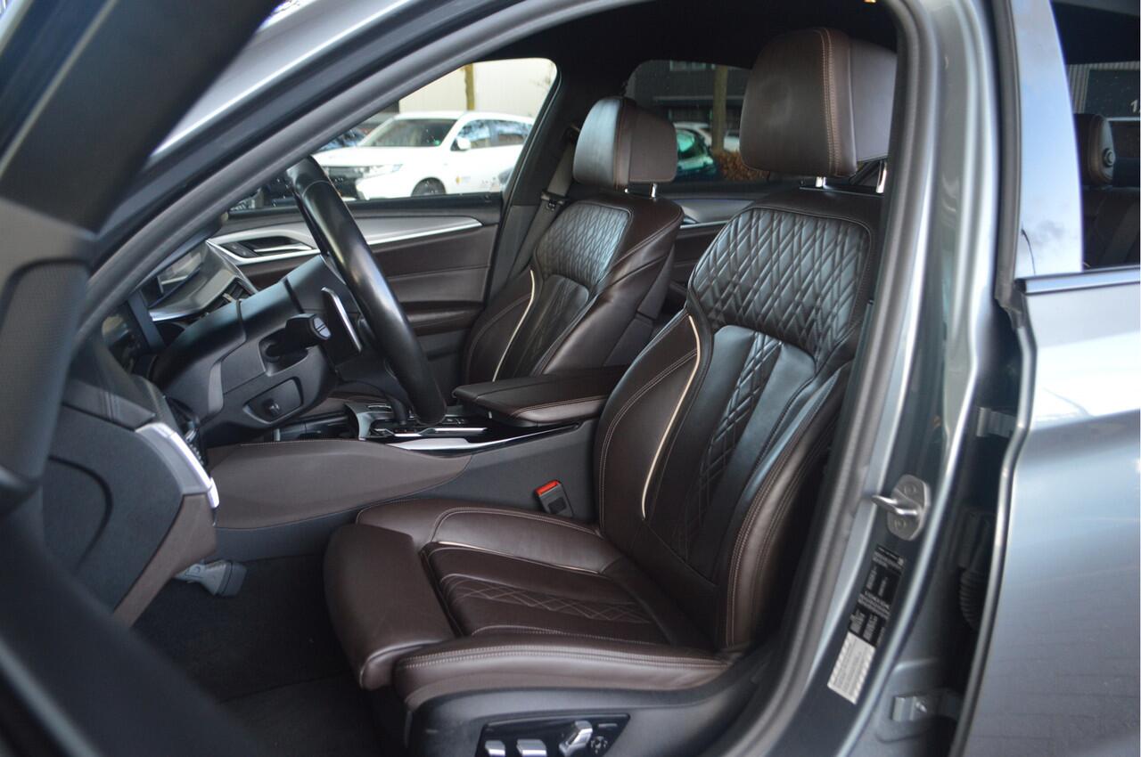 BMW 5-SERIE 520i High Executive M Sport Automaat / M Sportonderstel / Adaptieve LED / Parking Assistant Plus / Comfortstoelen / Stoelverwarming / Head-Up / Live Cockpit Professional