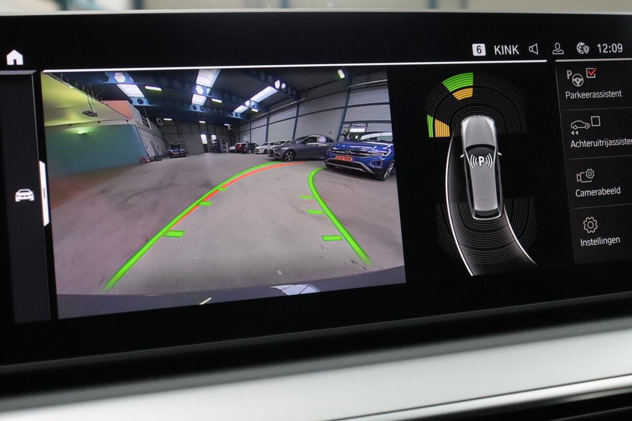 BMW 5-SERIE Touring 520i Business Edition Plus | NAVI | CLIMA | CAMERA + PDC | STOELVERW+GEHEUGEN | LED |