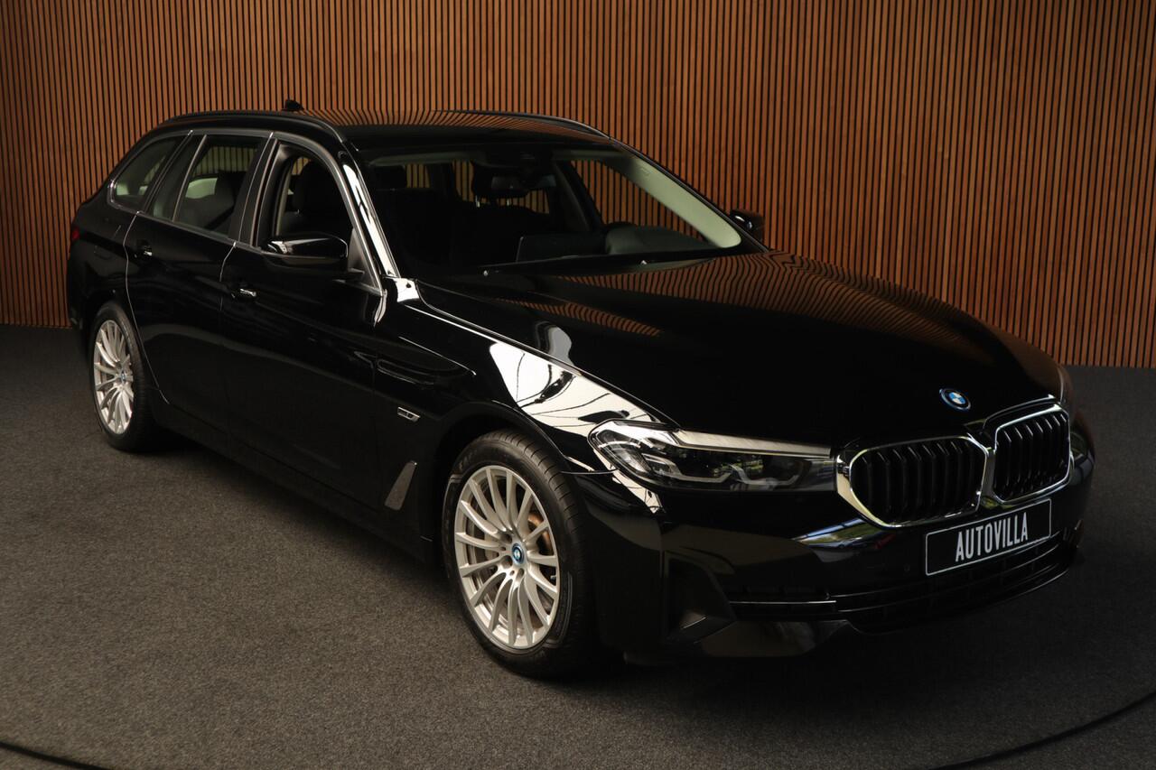 BMW 5-SERIE Touring 520e Navi Climate Elektr. achterklep PDC Virtual DAB Elektr. verstelbare stoelen Stoelverwarming Cruise LM velgen BTW auto