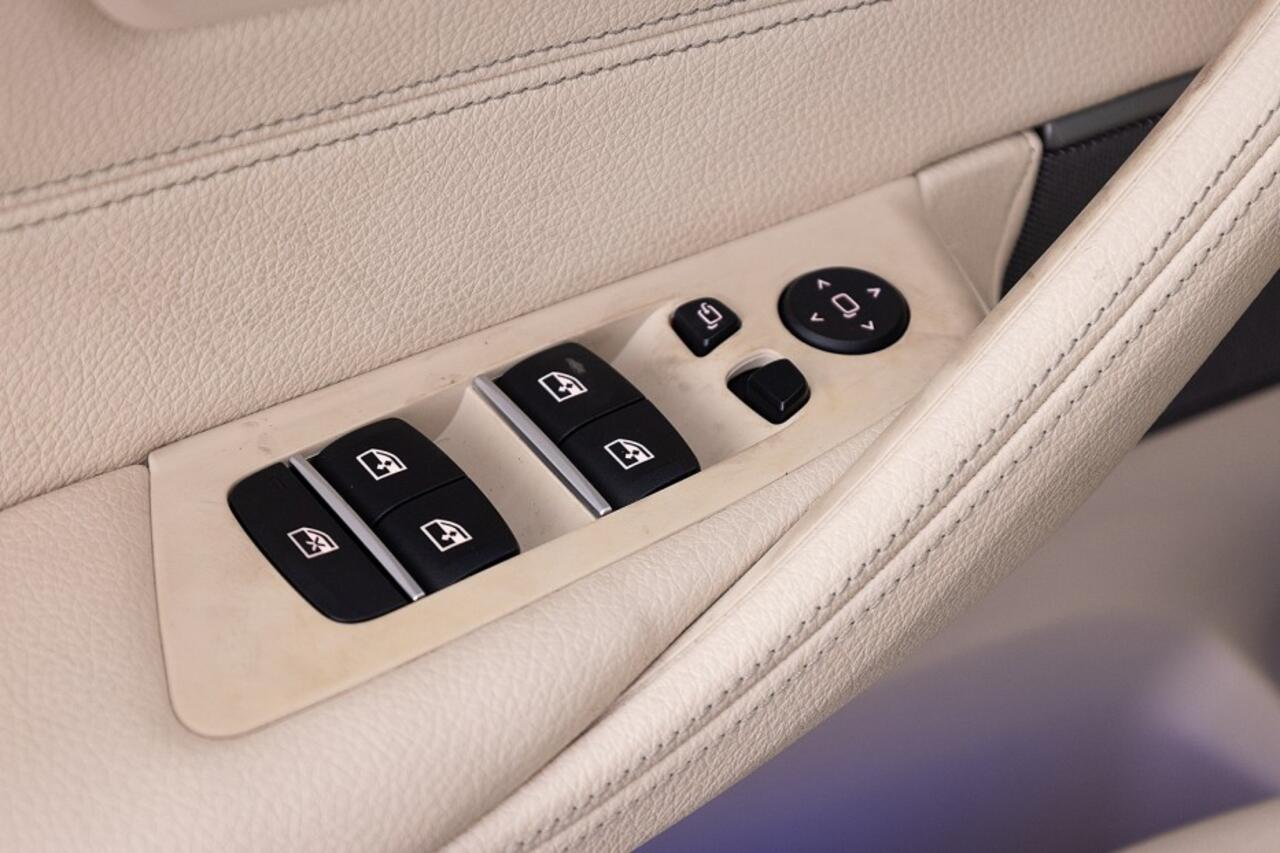 BMW 5-SERIE 530 e Luxury Line iPerformance | LEDER | Full LED | NAVI | ECC | harman/kardon | PHEV