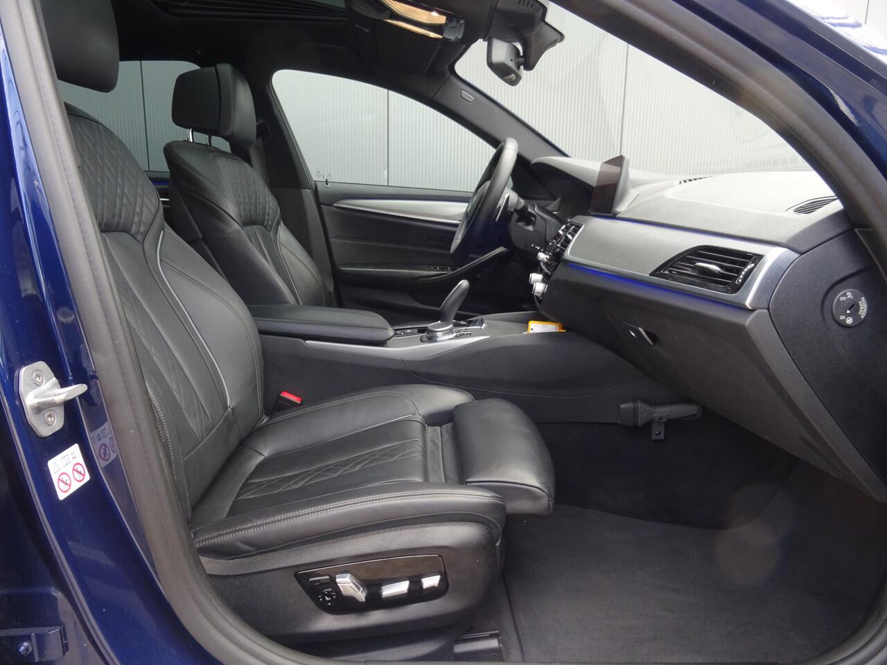 BMW 5-SERIE 520i High Executive * LEER * M-PAKKET * DEALER ONDERH. !!