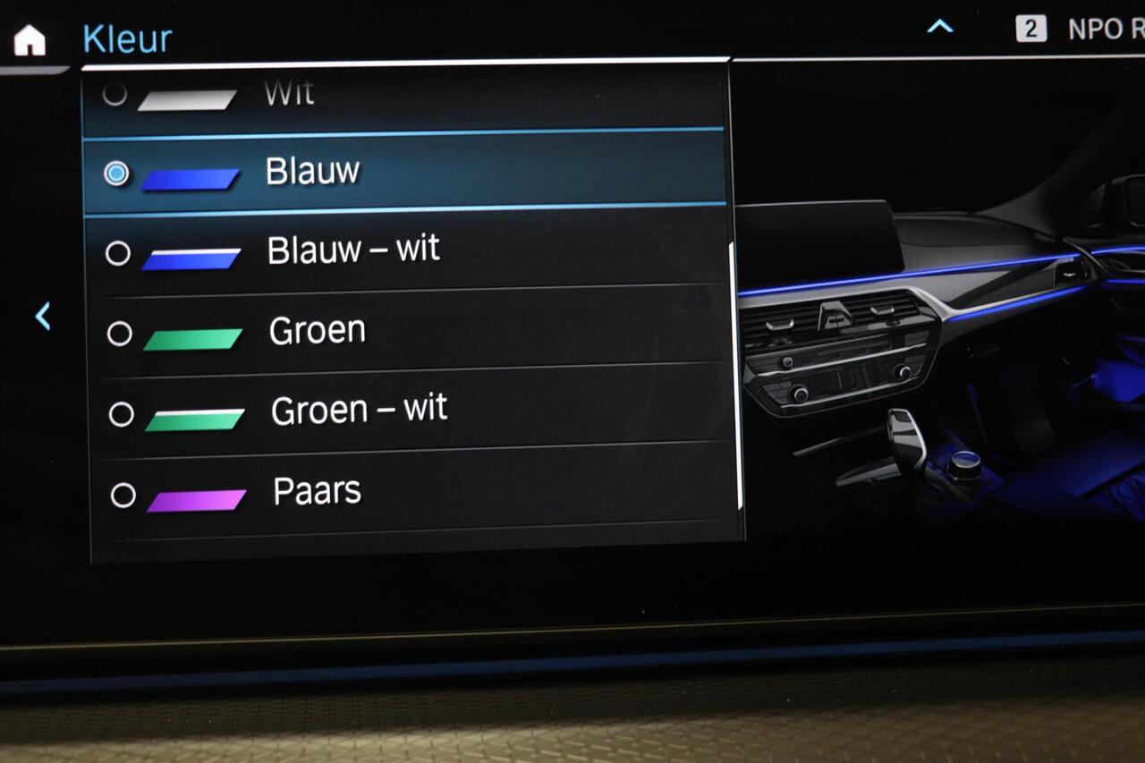 BMW 5-SERIE Touring 530e M-Sport Business Edition Plus | PANORAMADAK | COMFORT ACCES / SAFETY / PARKING- PACK | HEAD UP