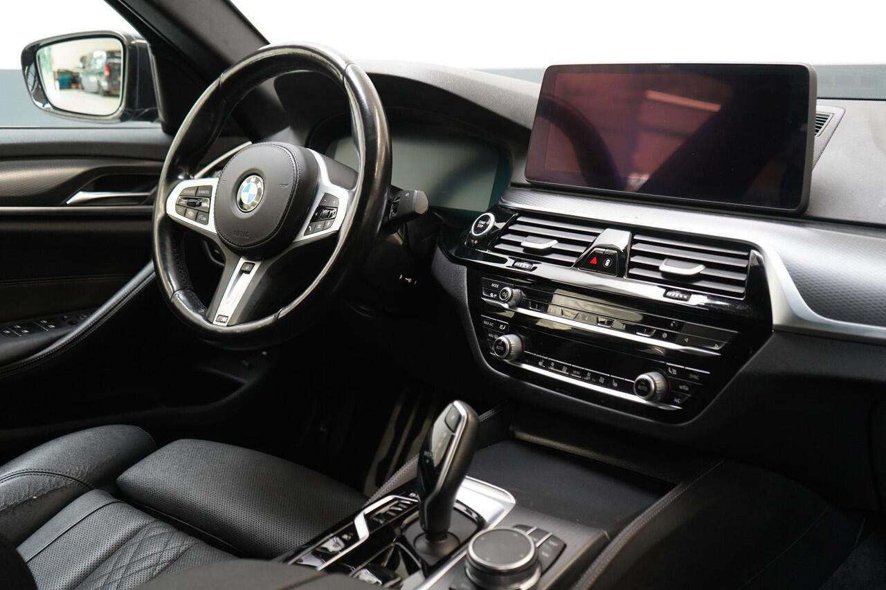 BMW 5-SERIE 530e 293pk M Sport Edition | Leder | Sportstoelen | Elektr.verstl. stoelen | Trekhaak