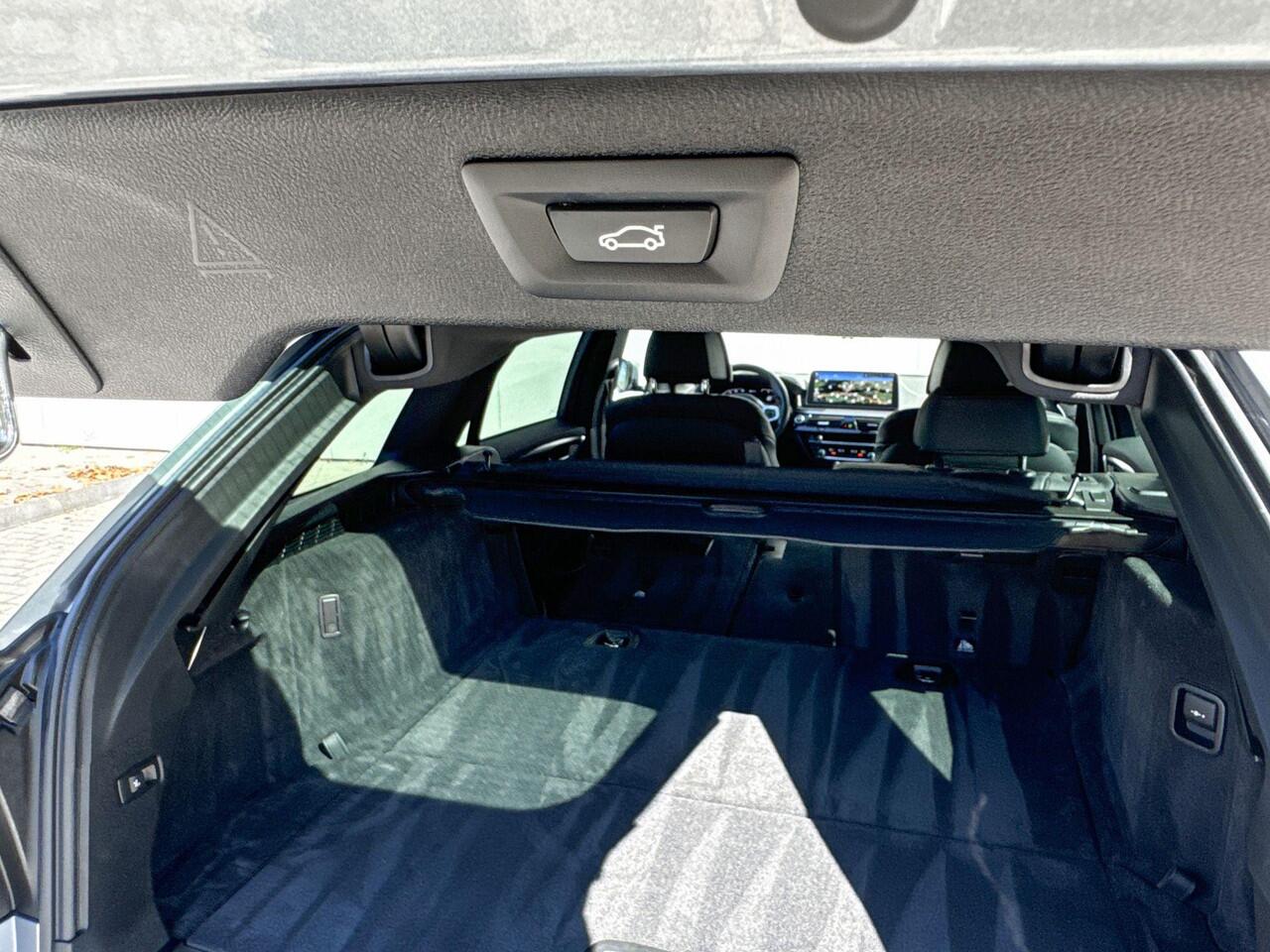 BMW 5-SERIE Touring 530e | M Sport | Harman Kardon | Selections