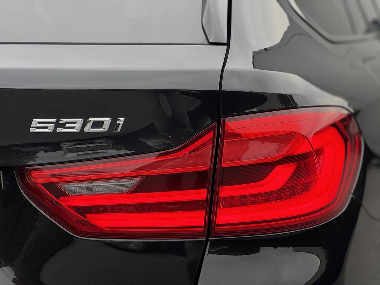 BMW 5-SERIE Touring 530i xDrive M Sport High Executive | Panorama | HUD | 19" | Keyless