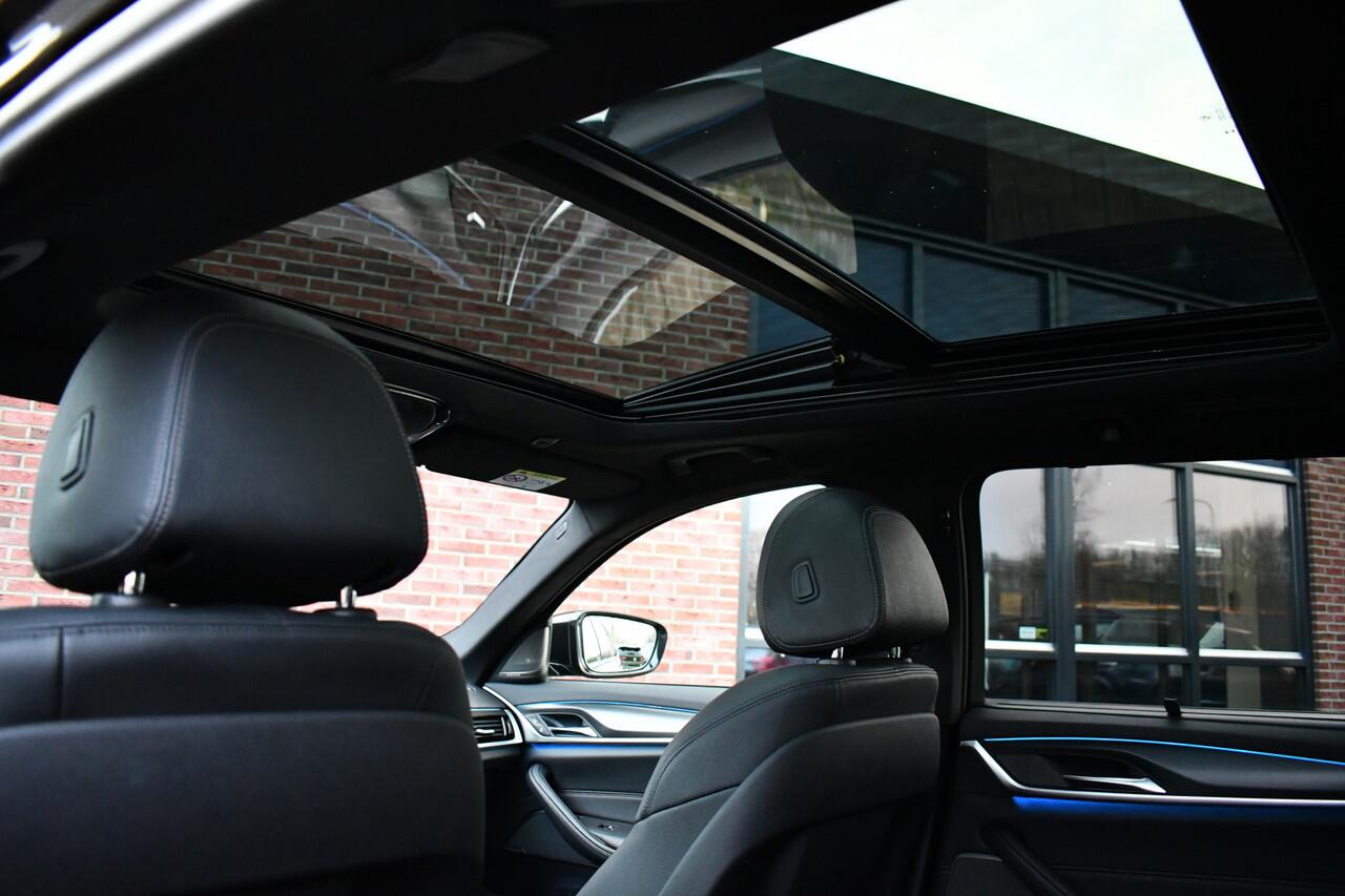 BMW 5-SERIE Touring 530e xDrive M-Sport Pano ACC H/K HUD 19inch