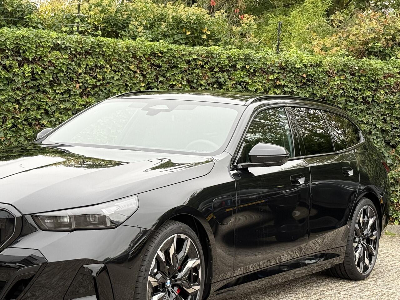 BMW 5-SERIE Touring 530e | M-Sport Pro | 21'' | Panorama | Harman/Kardon | Elek. Trekhaak