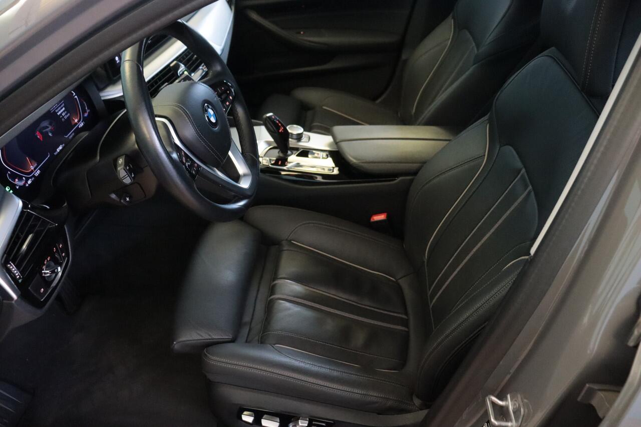 BMW 5-SERIE Touring 520i Business Edition Plus | NAVI | CLIMA | CAMERA + PDC | STOELVERW+GEHEUGEN | LED |