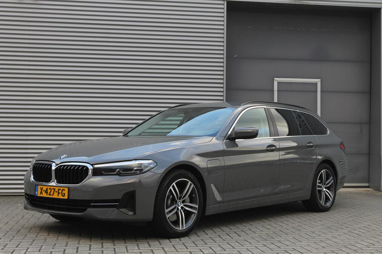 BMW 5-SERIE Touring 530e xDrive High Executive I Aut. I PHEV I Leder I Sportstoelen I Trekhaak