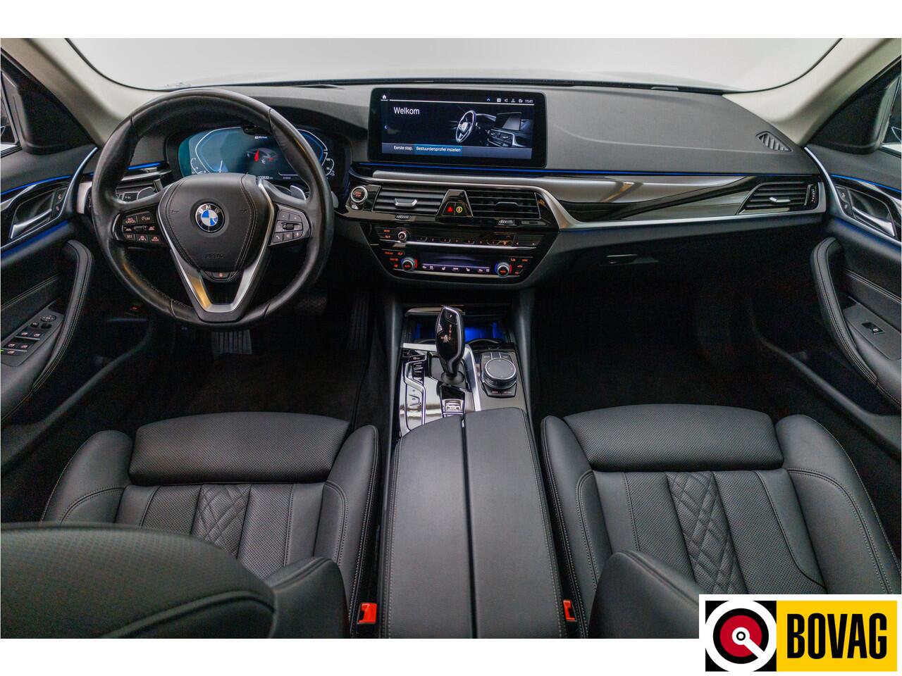 BMW 5-SERIE Touring 530e xDrive M-Sport 293 PK | Laser Led | Leder | Camera | All season | Head-up | Elec. klep PDC V+A, Driving assistant, Adaptive Cruise, Displaysleutel