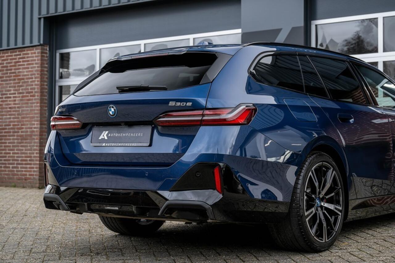 BMW 5-SERIE 530e xDrive M Sport Pro | Driving Ass. Prof. | Harman/Kardon | Keyless | Camera | Trekhaak | 20' Inch |