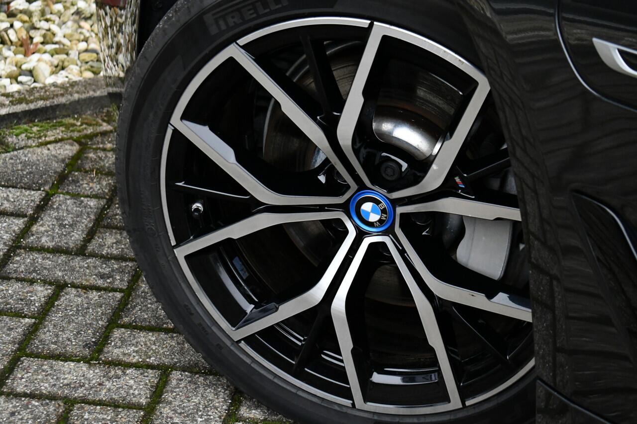 BMW 5-SERIE 530e xDrive M-Sport Pano ACC H/K HUD Comf-zetels DAB