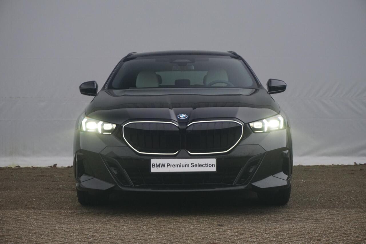 BMW 5-SERIE Touring 530e M Sport Edition | Ekris Selection