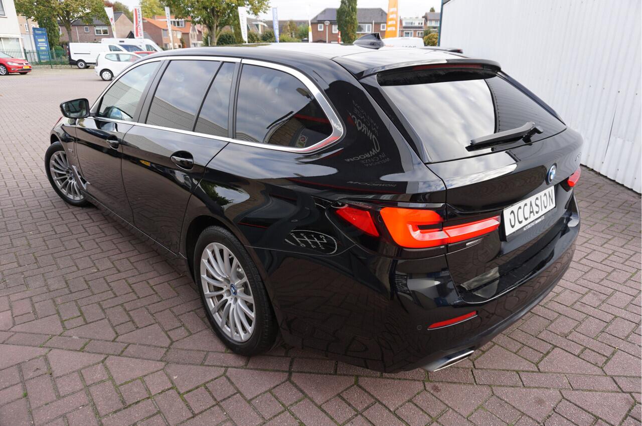 BMW 5-SERIE Touring 530e Business Edition Plus Sensatec