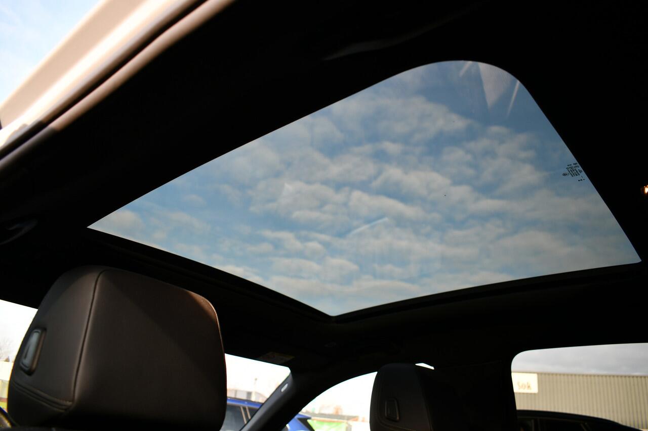 BMW 5-SERIE 530e M-Sport Pano ACC 360 H/K Stoel-vent Brooklyngrau