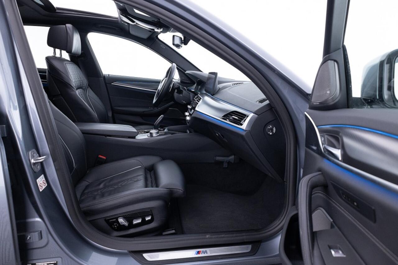 BMW 5-SERIE 520 e Business Edition Plus M-Sport | SCHUIFDAK | LEDER | harman/kardon ? 1e Eigenaar | PHEV | Plug-in Hybrid