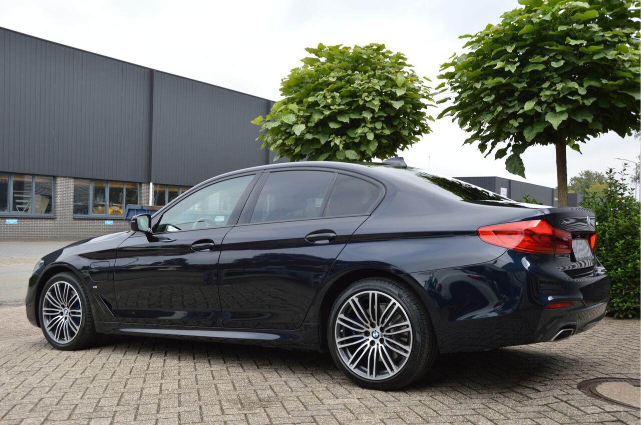 BMW 5-SERIE 530e xDrive iPerformance eDrive Edition M-SPORT | 20" | LEDER | HUD | SHADOW-LINE | ENZ