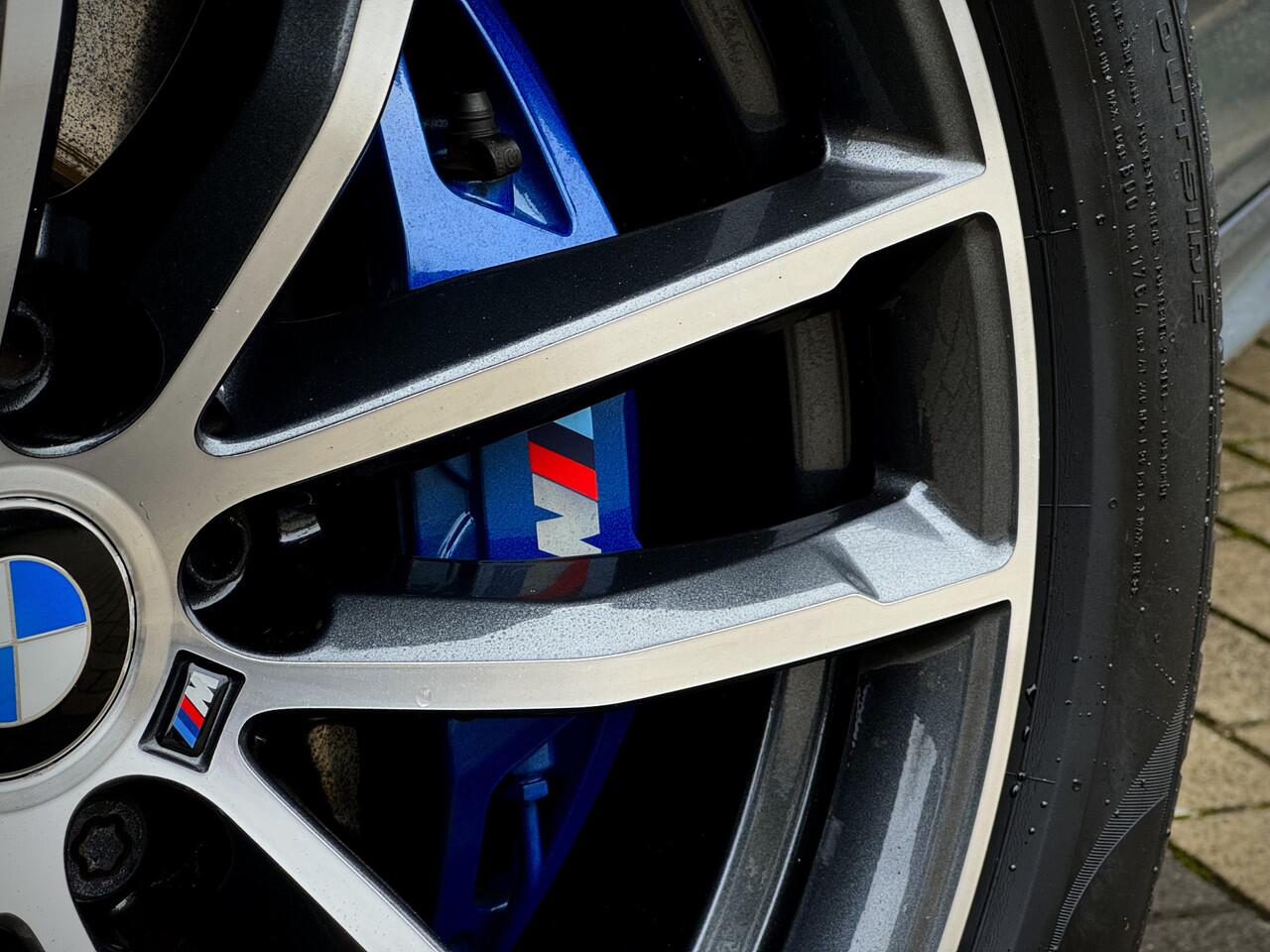 BMW 5-SERIE Touring 530e xDrive M-Sport | Panoramdak | Bowers & Wilkins | Individual Leder | Adaptive Cruise CoPilot | Elektrische Trekhaak | Laser | HUD | Dealer O.H.