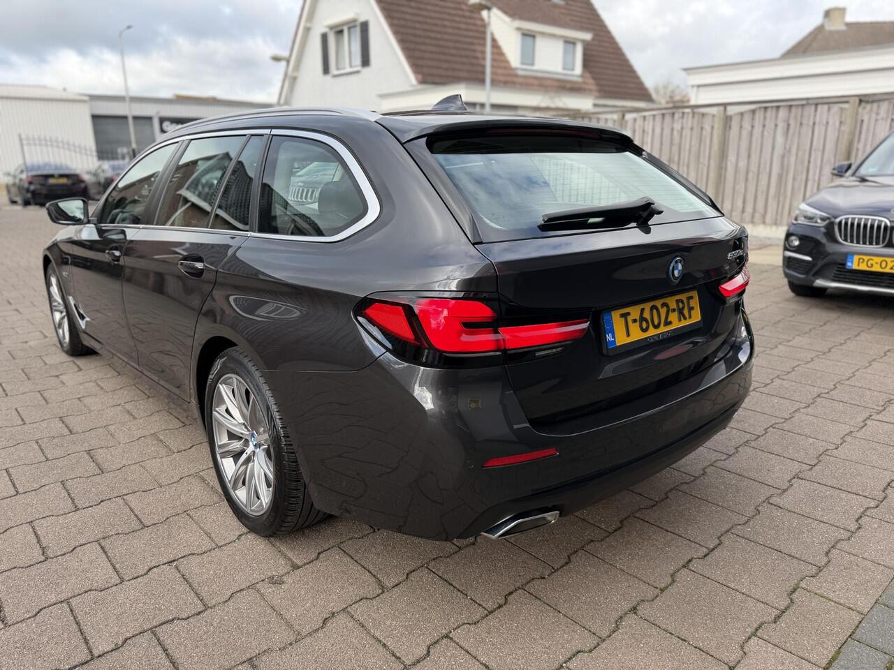 BMW 5-SERIE Touring 530e Business Edition Plus Org NL 1ste eigenaar
