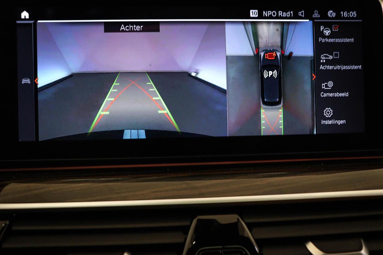 BMW 5-SERIE Touring 540i xDrive High Executive | LASER LED | HEAD UP | PANORAMADAK | 360 CAMERA | TREKHAAK