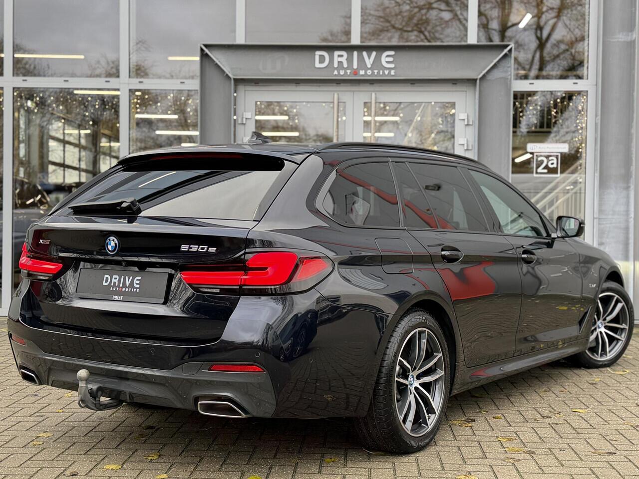 BMW 5-SERIE Touring 530e xDrive High Ex. M-Sport |CoPilot|Laser|Stoelventilatie|SoftClose|HUD|HiFi|Trekhaak