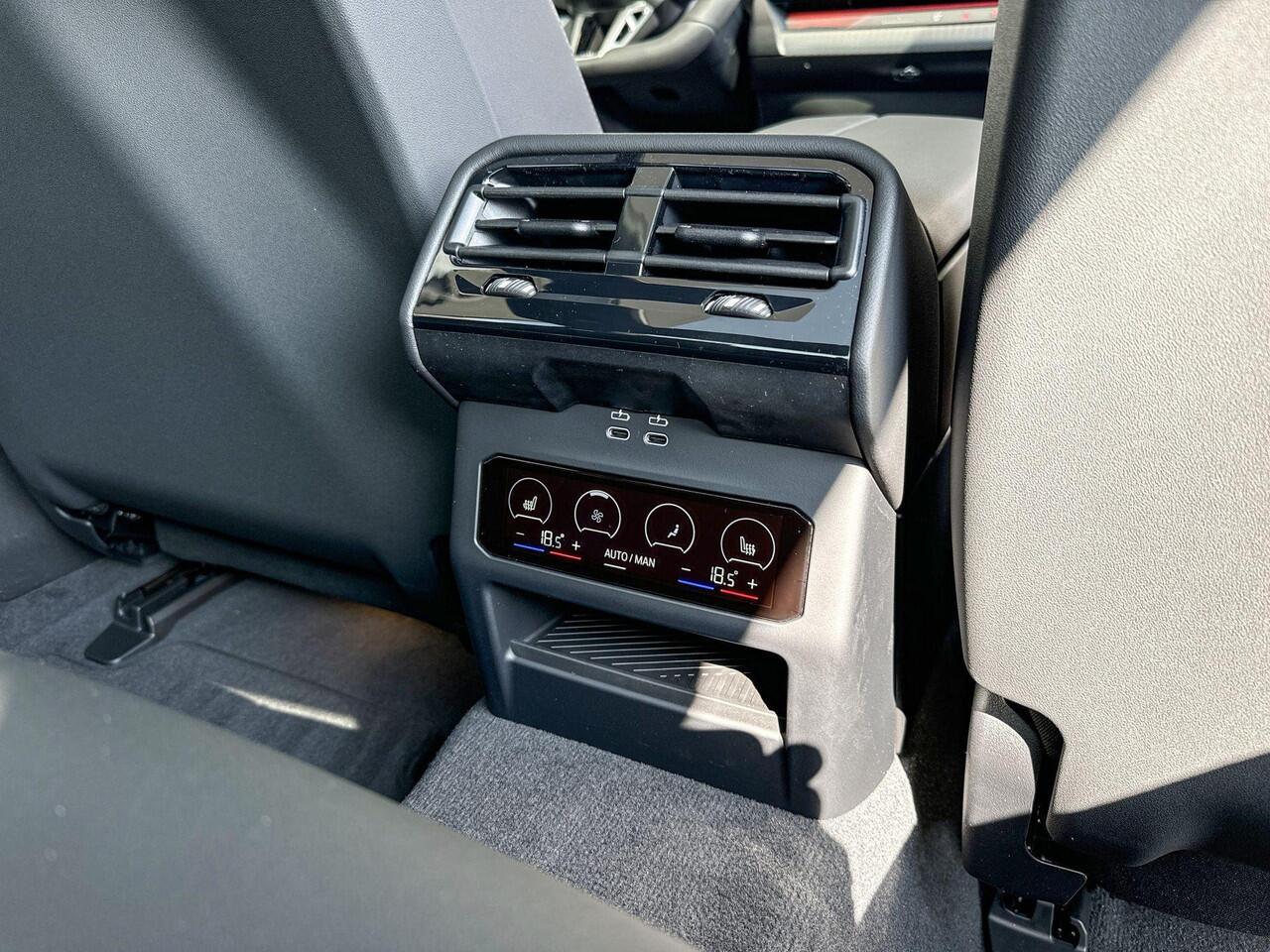 BMW 5-SERIE Sedan 550e xDrive M Sportpakket Pro / Innovation Pack / Travel Pack / Comfort Pack