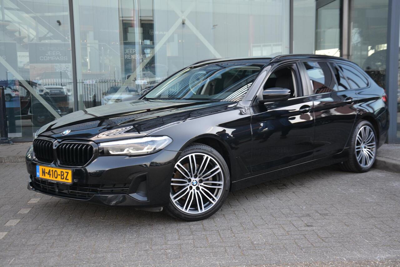 BMW 5-SERIE Touring 520d Business Edition Plus | Leer | Stoelverwarming | Led pakket