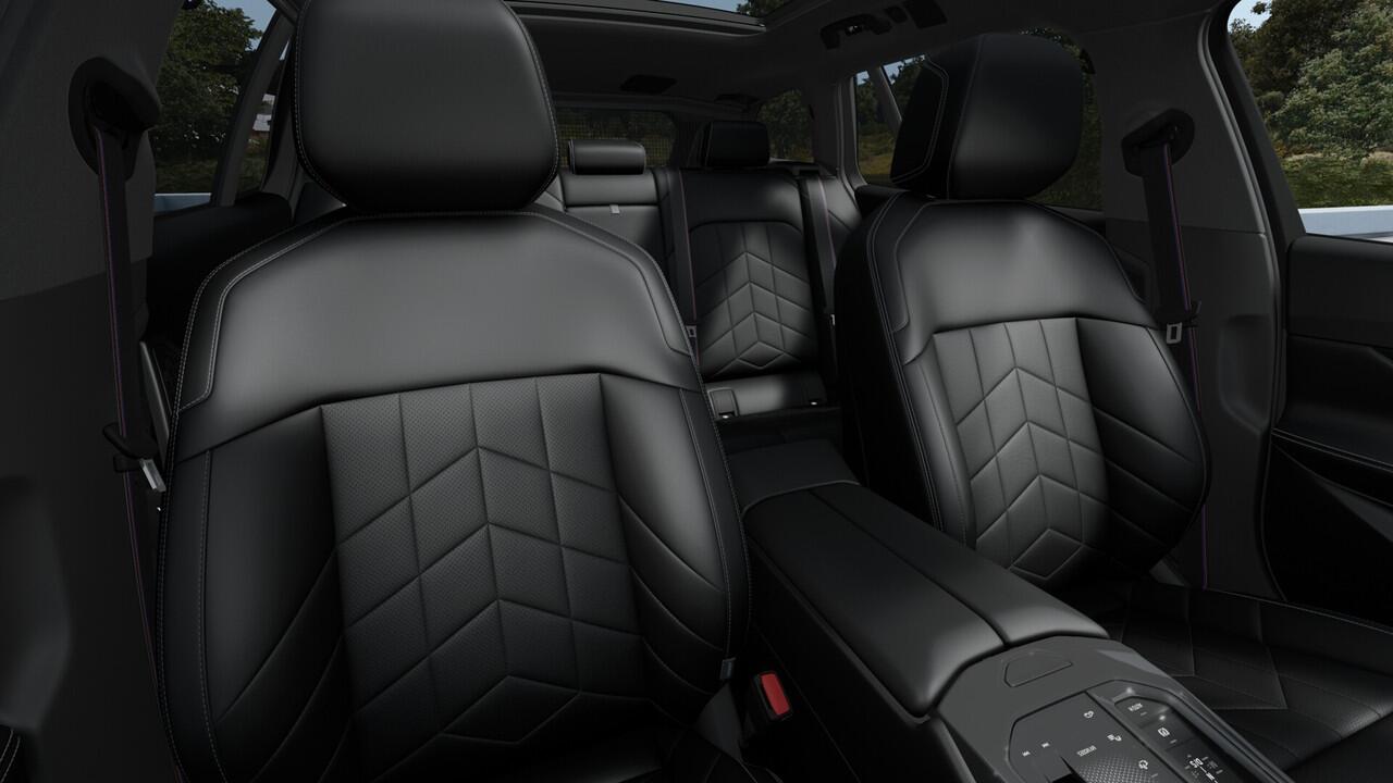 BMW 5-SERIE Touring 530e M Sport Automaat / Panoramadak / Trekhaak / Stoelventilatie / Bowers & Wilkins / M Sportonderstel / Comfort Access / Adaptieve LED / Parking Assistant Plus