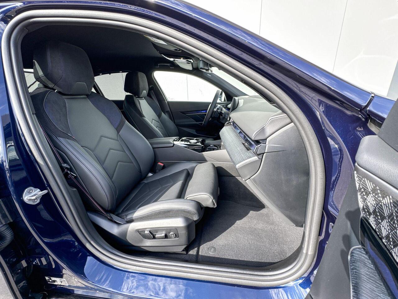 BMW 5-SERIE Sedan 550e xDrive M-Sport Pro / CoPilot / Bowers & Wilkins / Adaptief onderstel professional / LED koplampen adaptief / Stoelventilatie / Trekhaak Zwenkbaar / 20 inch / Selections