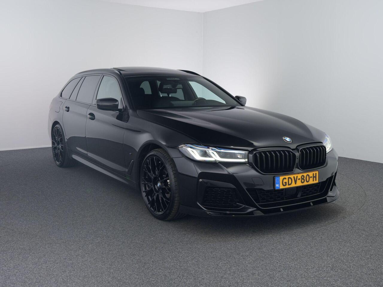 BMW 5-SERIE Touring 530i xDrive High Executive M-Sport | 4wielsturing | HUD | Pano | M remmen | 20 inch |