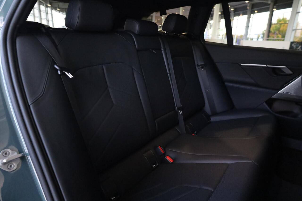 BMW 5-SERIE Touring 530e | M Sport | Panorama Dak | Driving Assistant Plus | Trekhaak