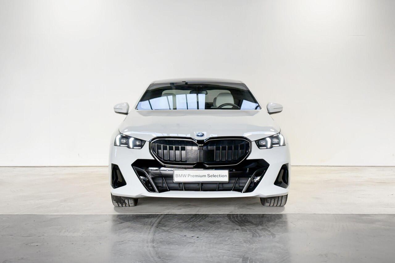 BMW 5-SERIE Sedan 550e xDrive Innovation Pack M Sportpakket Pro Aut.