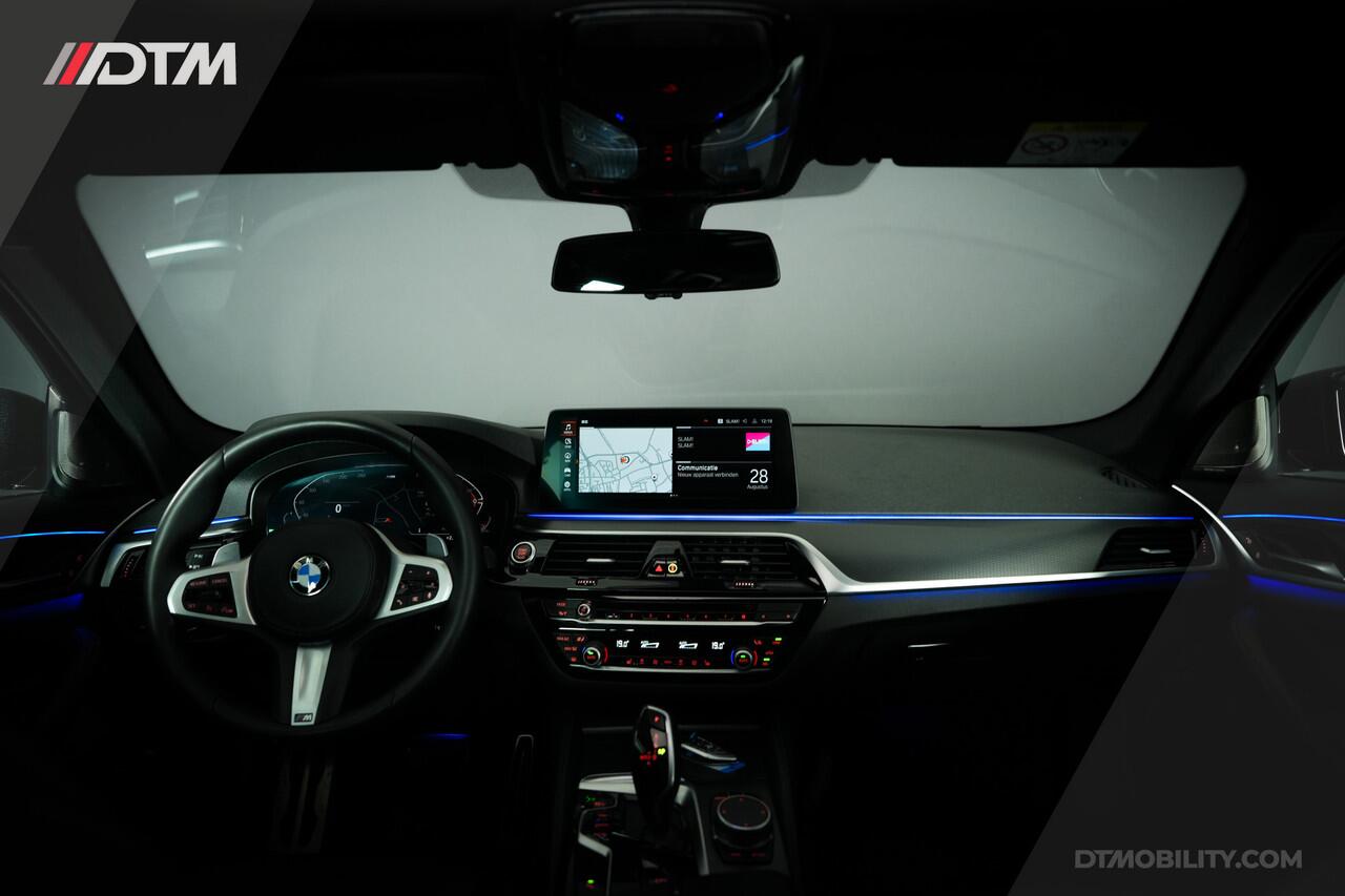 BMW 5-SERIE Touring | 530i High Ex. M-Sport | Panoramadak | Harman/Kardon | Laser