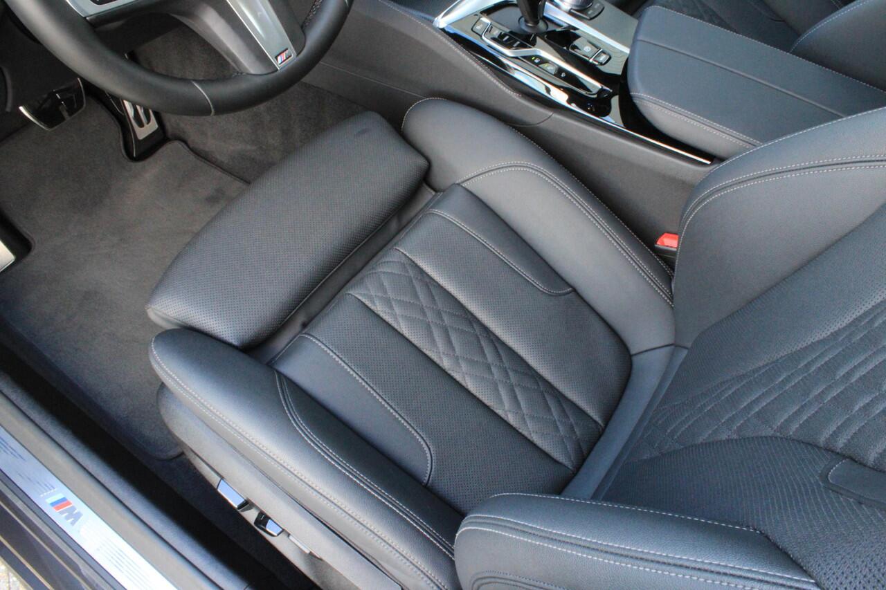 BMW 5-SERIE Touring 530e xDrive M Sport Pano | Trekhaak | Laser LED | Comfort Access | ACC | HarmanKardon | Leder | Shadowline | Sophisto Grau | BTW