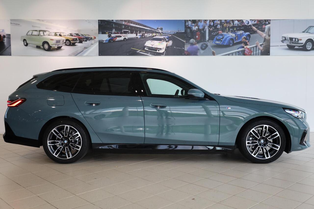 BMW 5-SERIE Touring 530e | M Sport | Panorama Dak | Driving Assistant Plus | Trekhaak