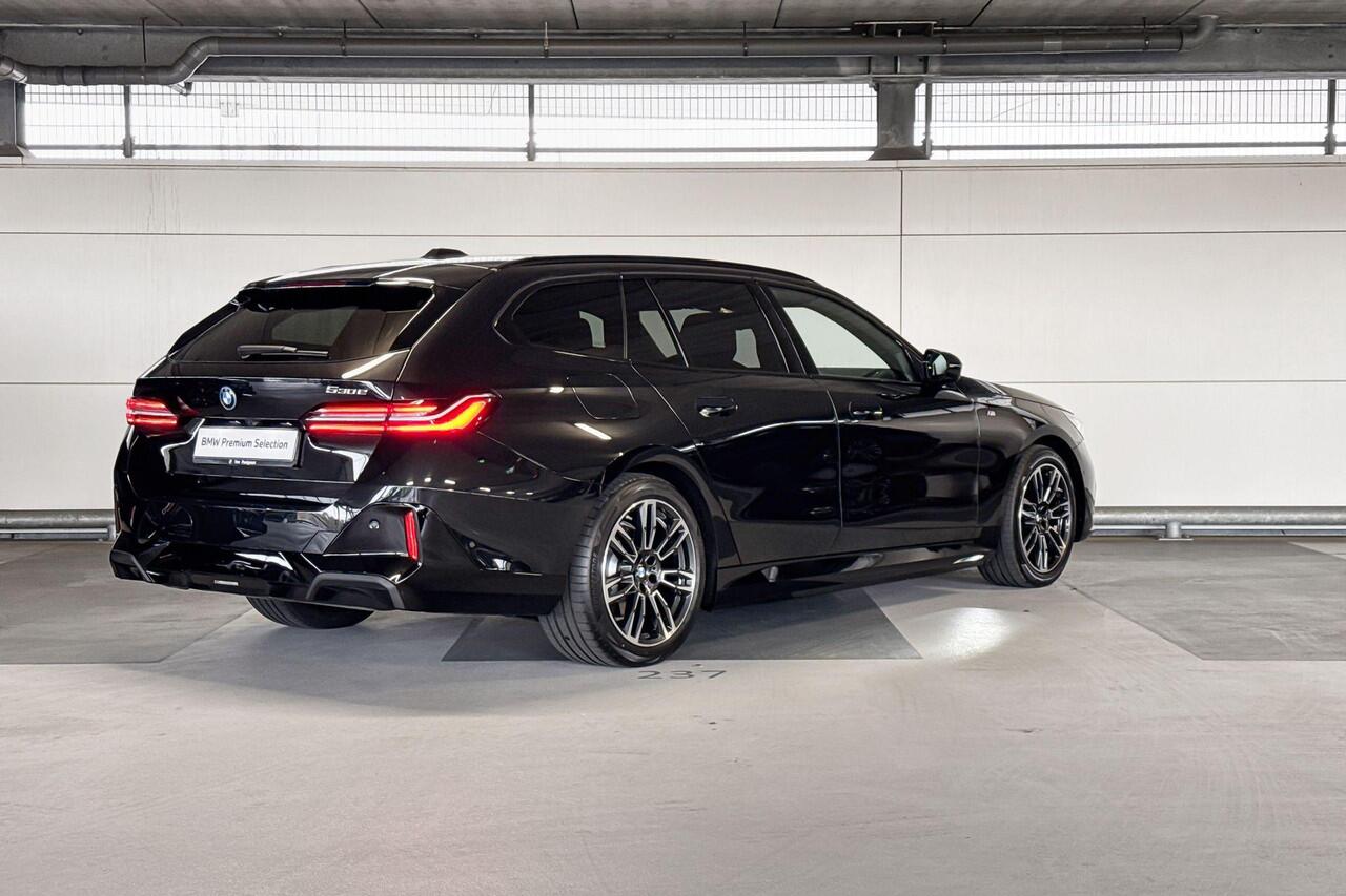 BMW 5-SERIE Touring 530e