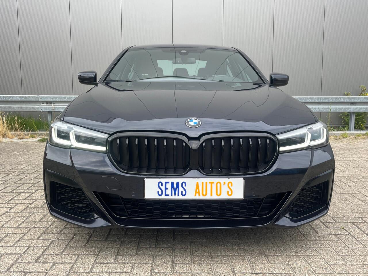 BMW 5-SERIE M550i xDrive Service Inclusief Plus Garantie tot 24-04-2027