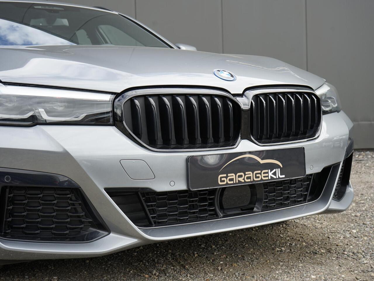 BMW 5-SERIE Touring 530e M-Sport 1e eig. / Dealeronderh. / HiFi / Trekhaak / Active Guard / Lederen bekleding / Adaptieve Cruisecontrol