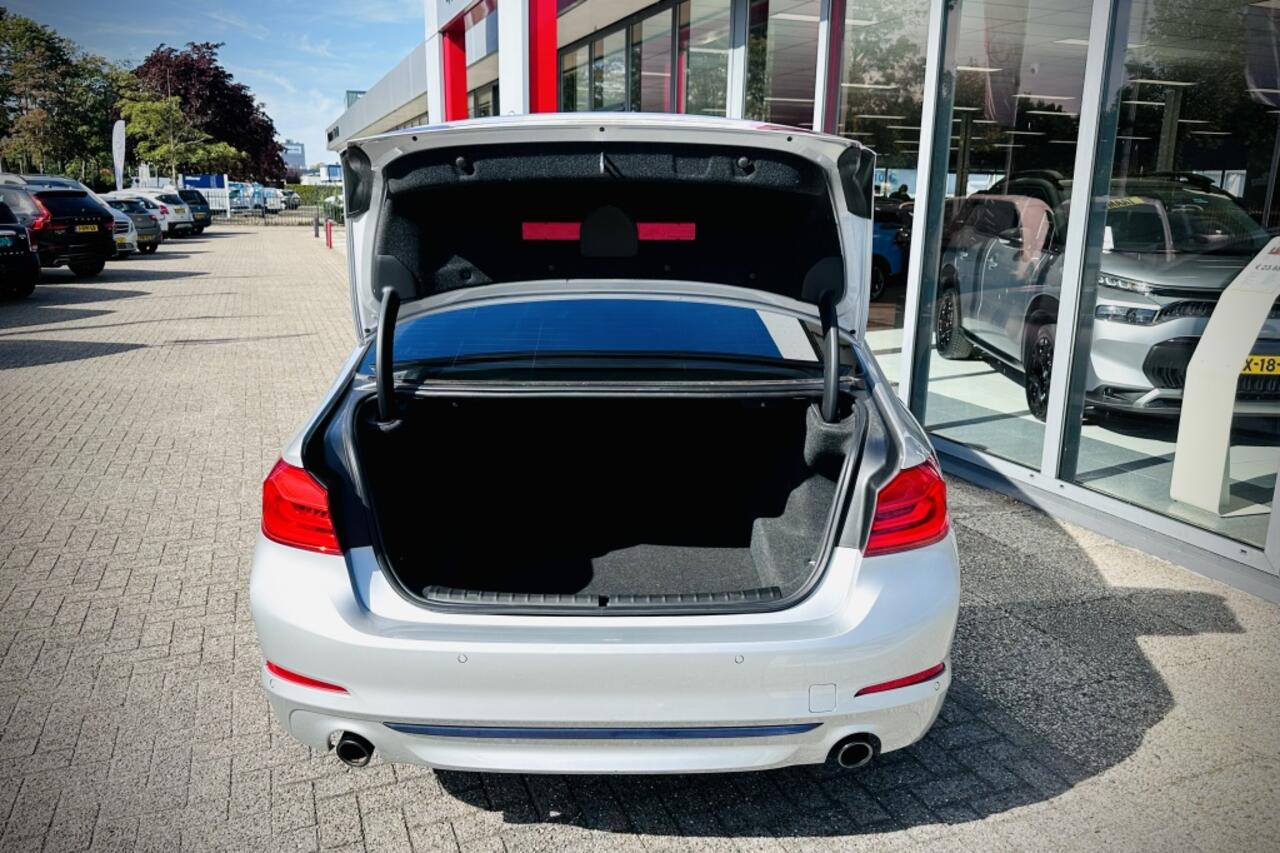 BMW 5-SERIE 520i High Executive Sport Line | CLIMA | STOELVERWARMING