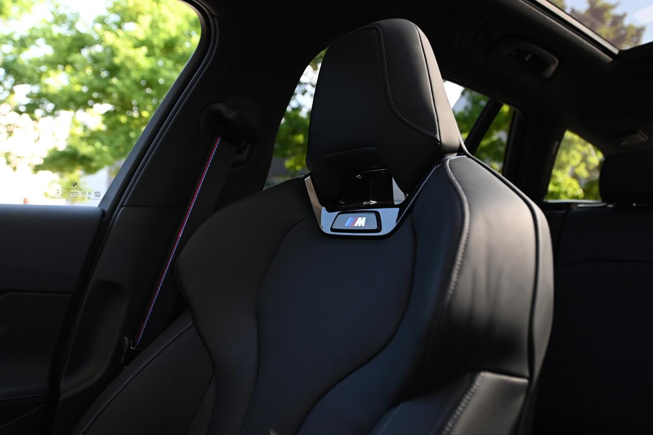 BMW 5-SERIE Touring 530e M Sport Automaat / Trekhaak / Adaptieve LED / Stoelventilatie / Parking Assistant / Stoelverwarming / M Sportonderstel