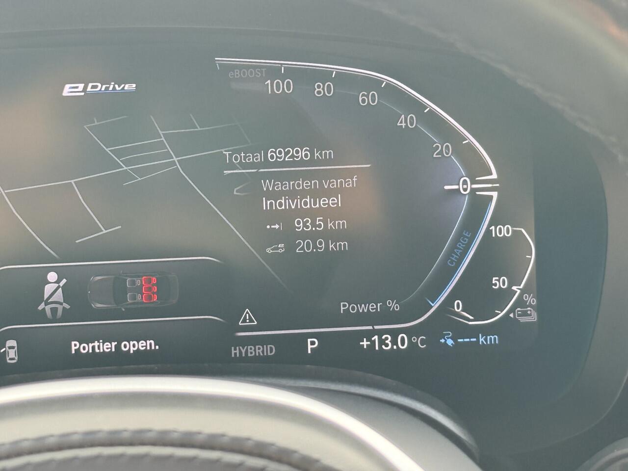 BMW 5-SERIE 545e xDrive Business Edition Plus | M Sport | LED | Adapt. Cruise | Stoel- en stuurverwarming | Apple Carplay | Trekhaak